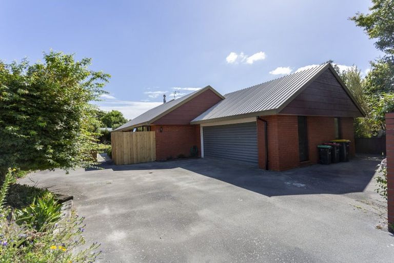 Photo of property in 6 Merrin Street, Avonhead, Christchurch, 8042