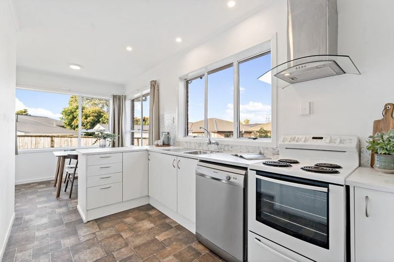 Photo of property in 70 Wellington Street, Pukekohe, 2120