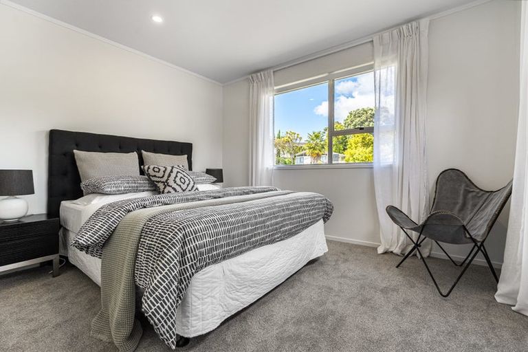 Photo of property in 23 Contessa Drive, Glenfield, Auckland, 0629