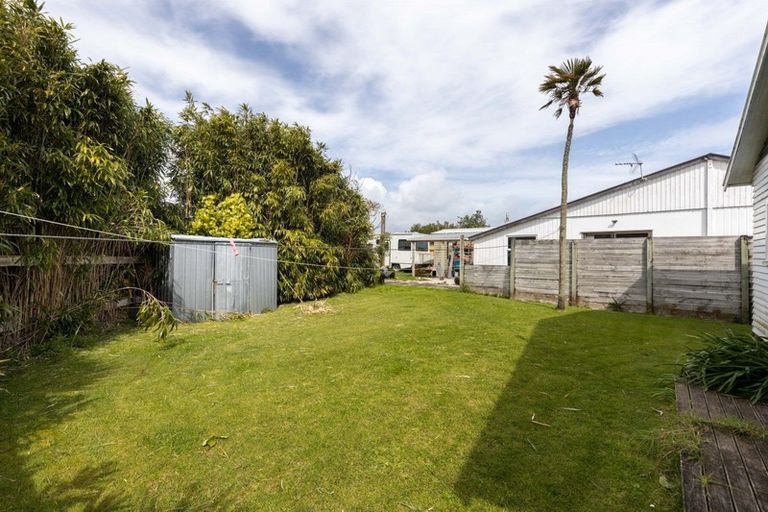 Photo of property in 417 Devon Street West, Lynmouth, New Plymouth, 4310