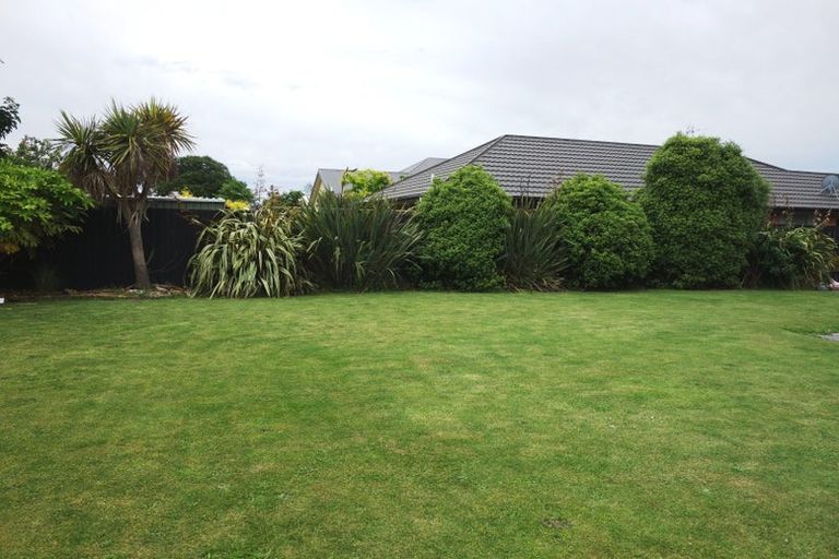 Photo of property in 17 Cairnbrae Drive, Prebbleton, 7604