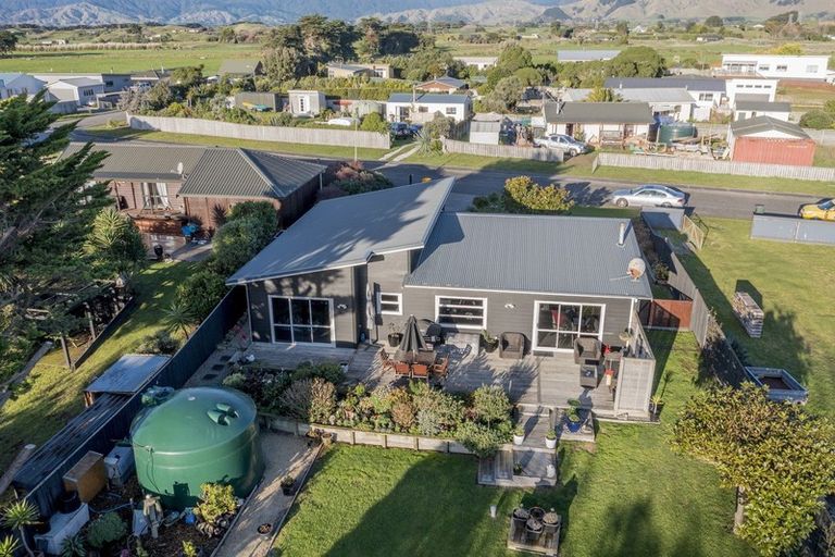 Photo of property in 51 Gawler Street, Te Horo Beach, Otaki, 5581