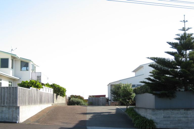Photo of property in 8 Beach Street, Fitzroy, New Plymouth, 4312