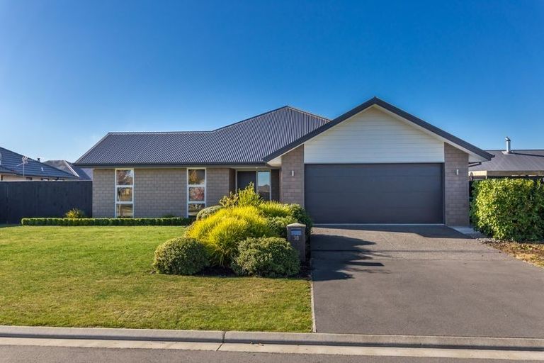 Photo of property in 30 Navy Loop, Rolleston, 7614