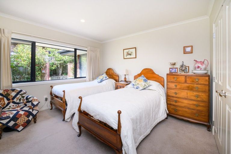 Photo of property in 22 Masefield Terrace, Kelvin Grove, Palmerston North, 4414