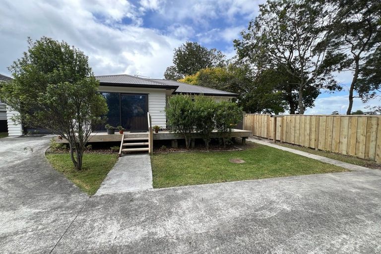 Photo of property in 40 Trinidad Road, Sunnynook, Auckland, 0620