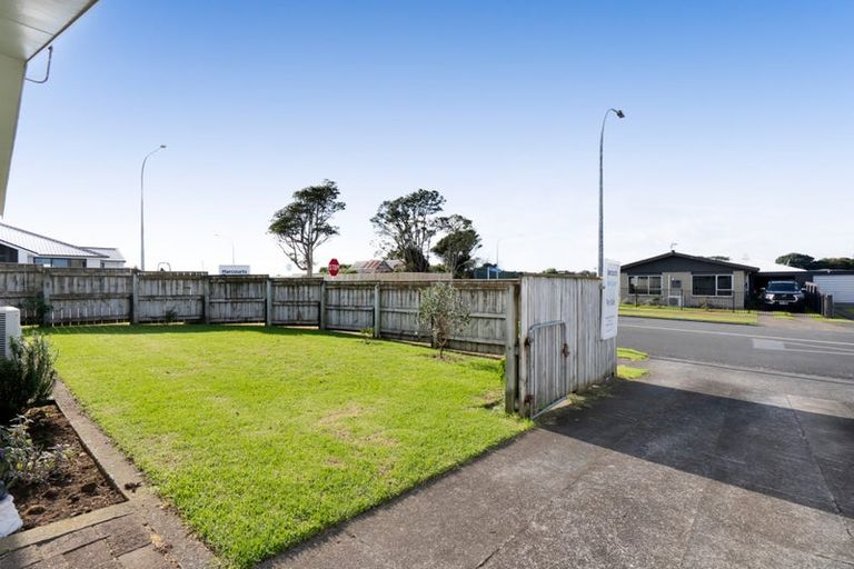 Photo of property in 224 Parklands Avenue, Bell Block, New Plymouth, 4312