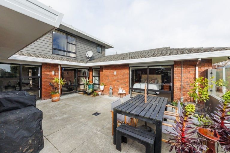 Photo of property in 50 Kentucky Way, Awapuni, Palmerston North, 4412