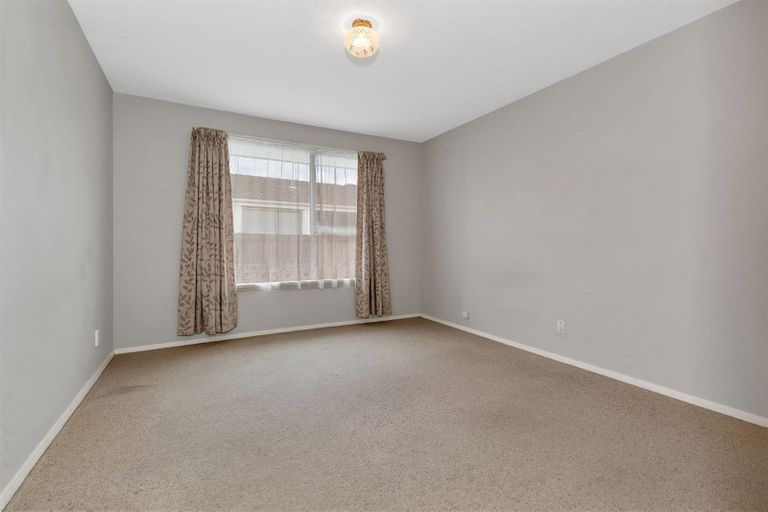 Photo of property in 1/9 Castile Place, Belfast, Christchurch, 8051