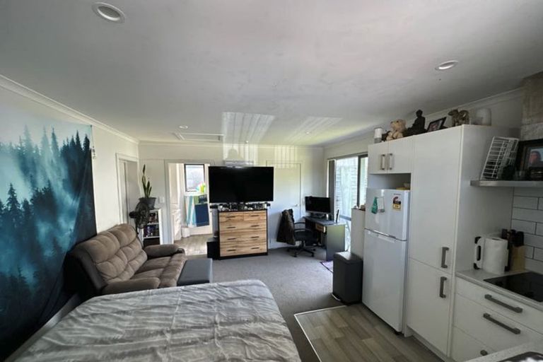 Photo of property in 5 Hayden Way, Welcome Bay, Tauranga, 3112