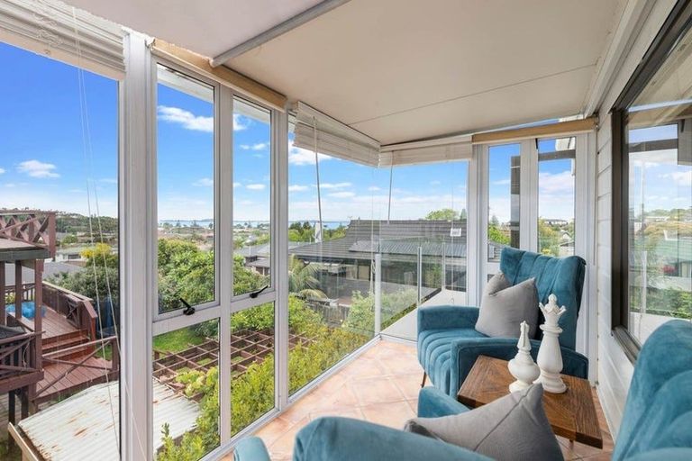 Photo of property in 2/160 Bucklands Beach Road, Bucklands Beach, Auckland, 2012