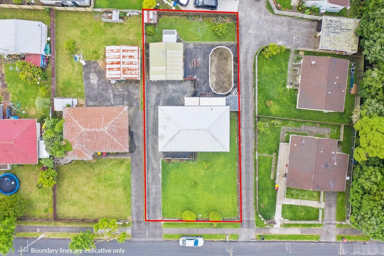Photo of property in 16 Boundary Road, Clover Park, Auckland, 2019