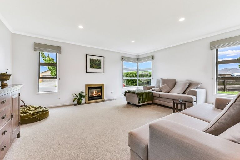 Photo of property in 42 Aquila Crescent, Rototuna North, Hamilton, 3210