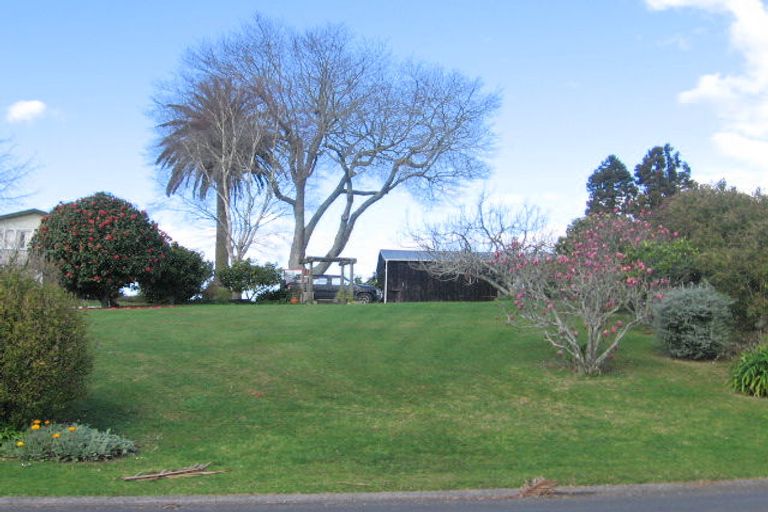 Photo of property in 123 Durrant Drive, Whangamata, 3620