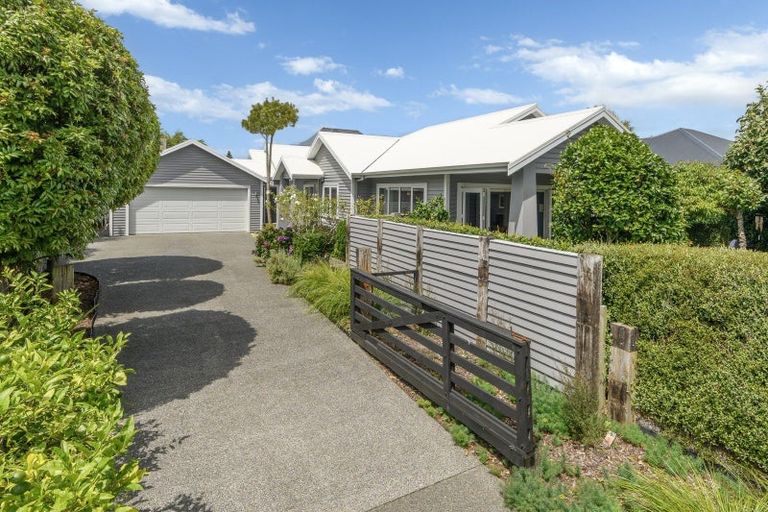 Photo of property in 21 Redhaven Place, Bethlehem, Tauranga, 3110