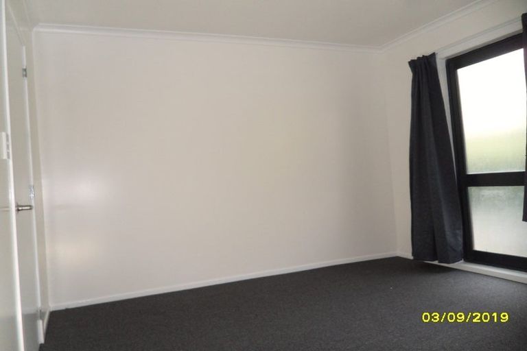 Photo of property in 4 London Road, Korokoro, Lower Hutt, 5012