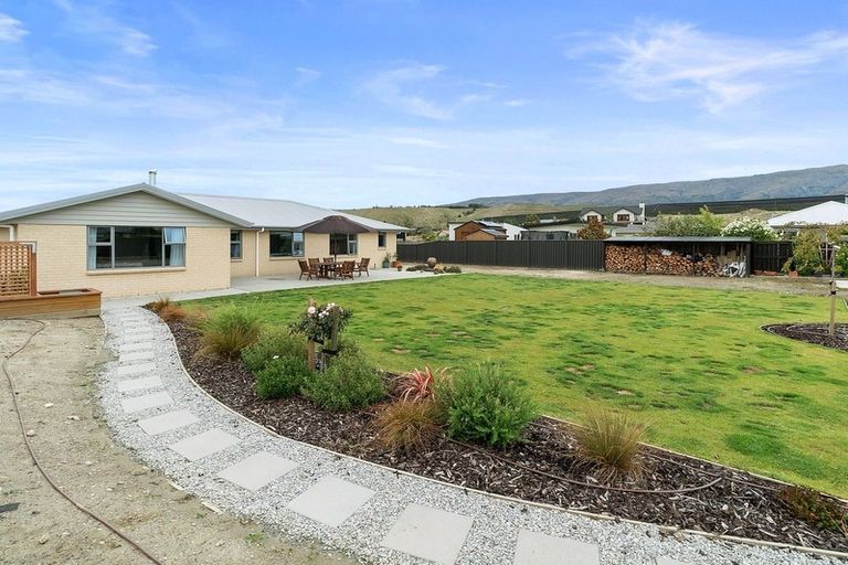 Photo of property in 3 Charisma Court, Mount Pisa, Cromwell, 9383