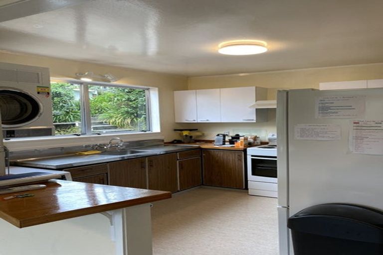 Photo of property in 12a Harland Street, Brooklyn, Wellington, 6021