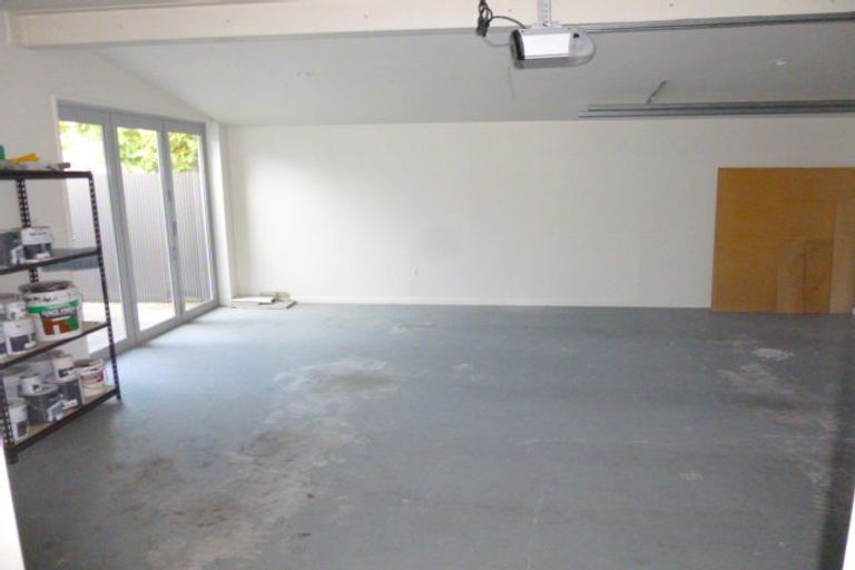 Photo of property in 5 Crofton Road, Harewood, Christchurch, 8051