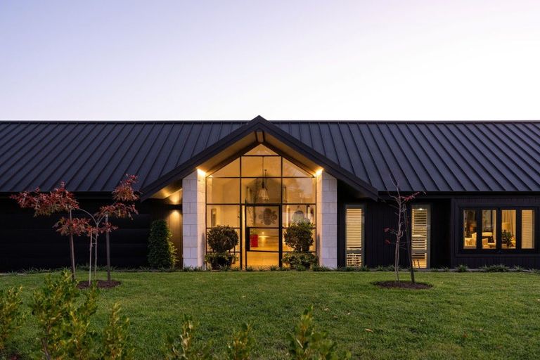 Photo of property in 58 Breadalbane Avenue, Havelock North, 4130