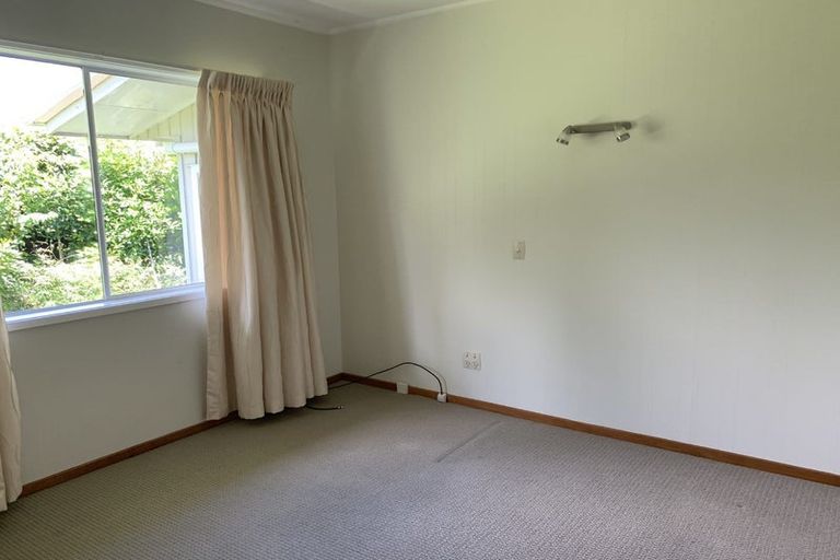 Photo of property in 16 Rata Street, Waikanae, 5036