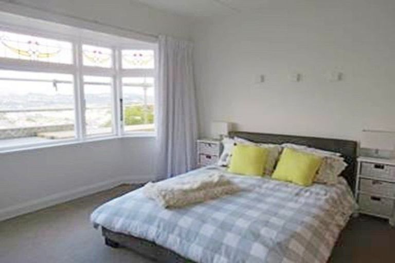 Photo of property in 14 Imperial Terrace, Melrose, Wellington, 6022