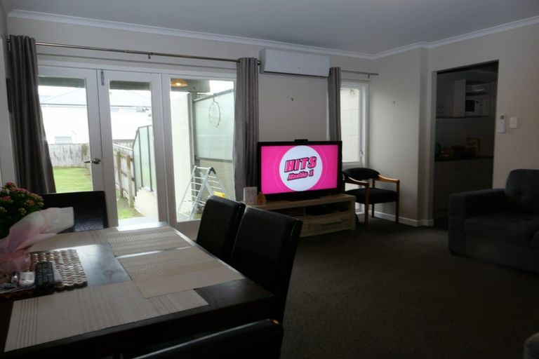 Photo of property in 1/23 Campbell Street, Karori, Wellington, 6012