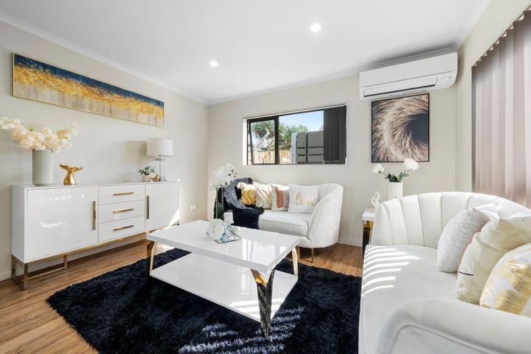 Photo of property in 102b Fitzroy Street, Papatoetoe, Auckland, 2104