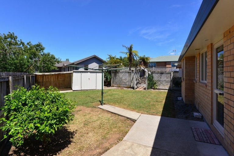 Photo of property in 2 Rochester Place, Nawton, Hamilton, 3200