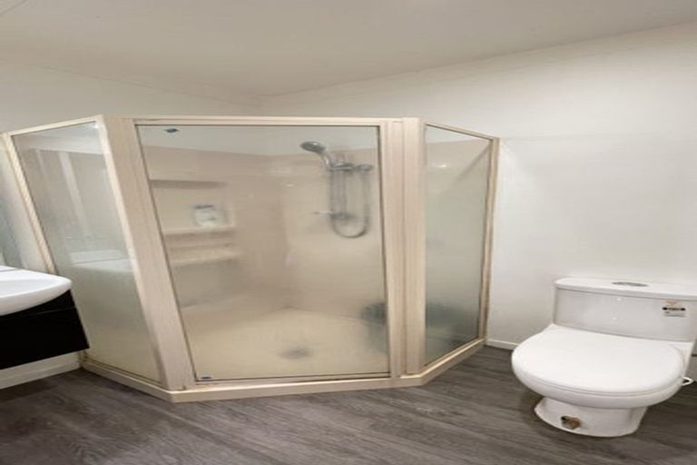 Photo of property in 324 Mount Albert Road, Mount Roskill, Auckland, 1041