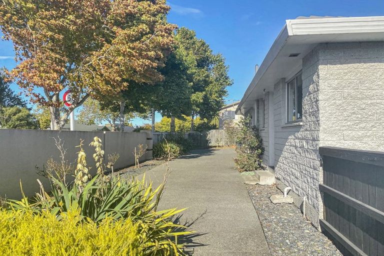 Photo of property in 59 Halswell Junction Road, Halswell, Christchurch, 8025