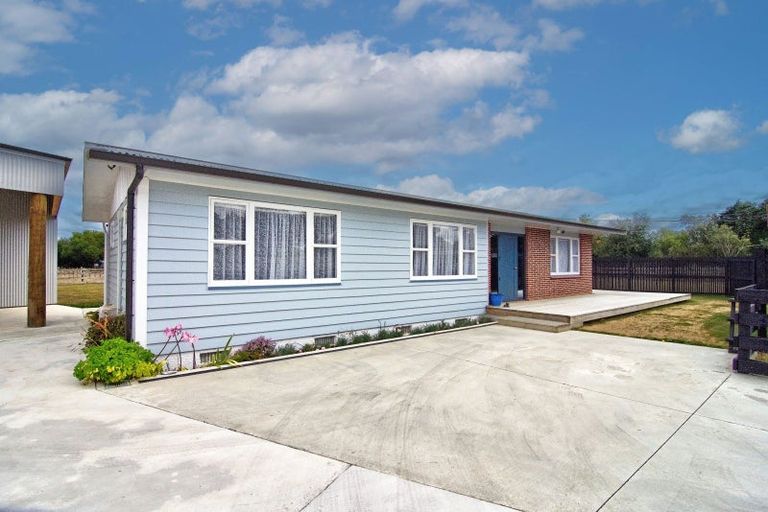 Photo of property in 37 Chester Road, Clareville, Carterton, 5791