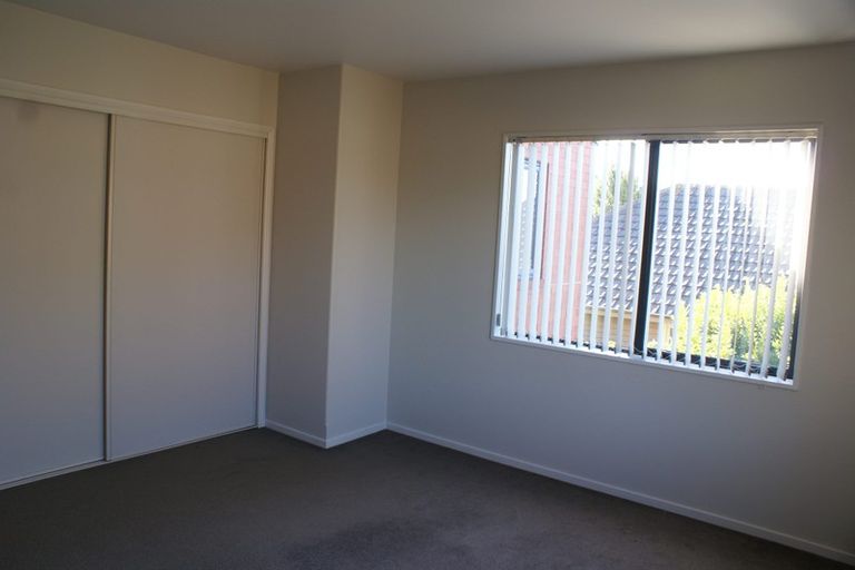 Photo of property in 132 Ilam Road, Ilam, Christchurch, 8041