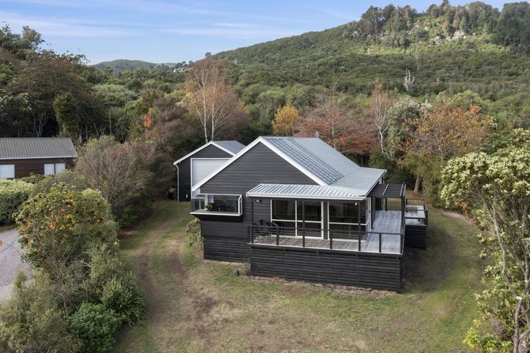 Photo of property in 22 Boojum Dell, Kinloch, Taupo, 3377
