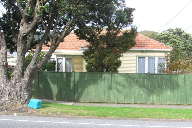 Photo of property in 109 Cambridge Terrace, Fairfield, Lower Hutt, 5011