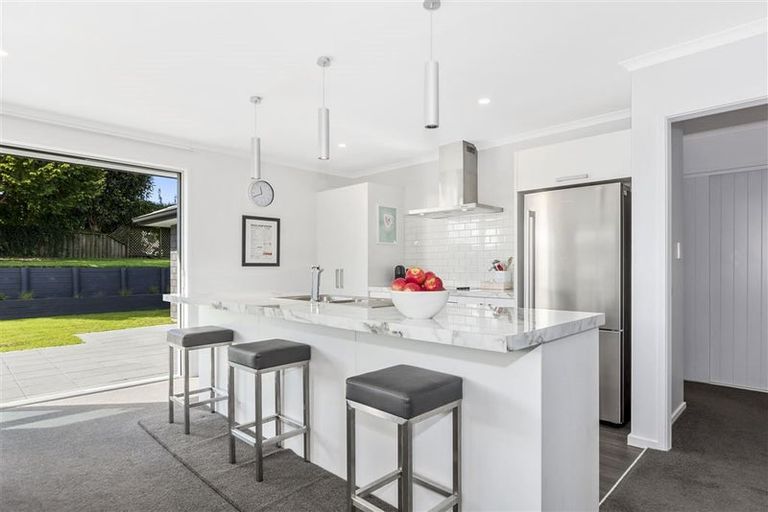 Photo of property in 6 Gane Place, Omokoroa, 3114