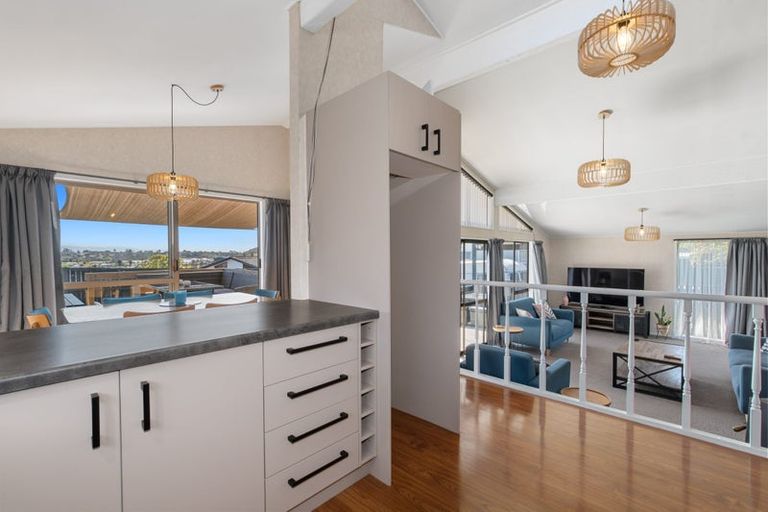 Photo of property in 13 Nicolas Place, Judea, Tauranga, 3110