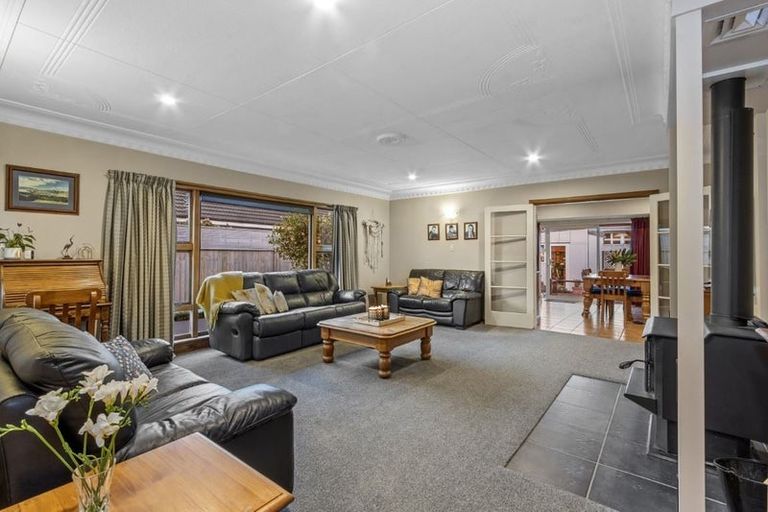 Photo of property in 36 Remuera Avenue, Cashmere, Christchurch, 8022