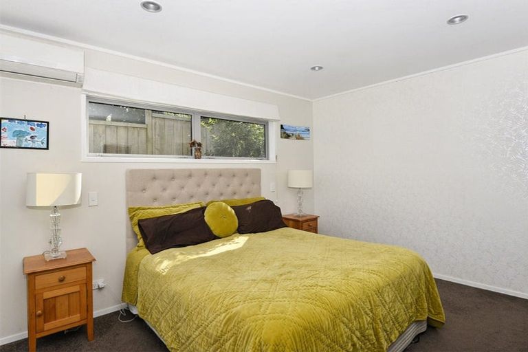 Photo of property in 235g Titirangi Road, Titirangi, Auckland, 0604