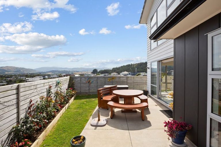 Photo of property in 174 Navigation Drive, Whitby, Porirua, 5024