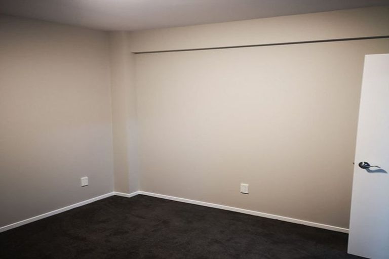 Photo of property in 187 Sievers Grove, Cannons Creek, Porirua, 5024