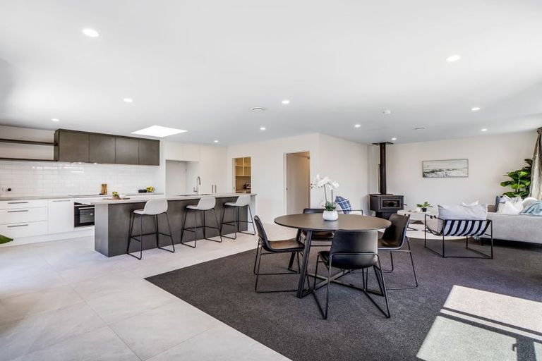 Photo of property in 1/43 Vagues Road, Northcote, Christchurch, 8052