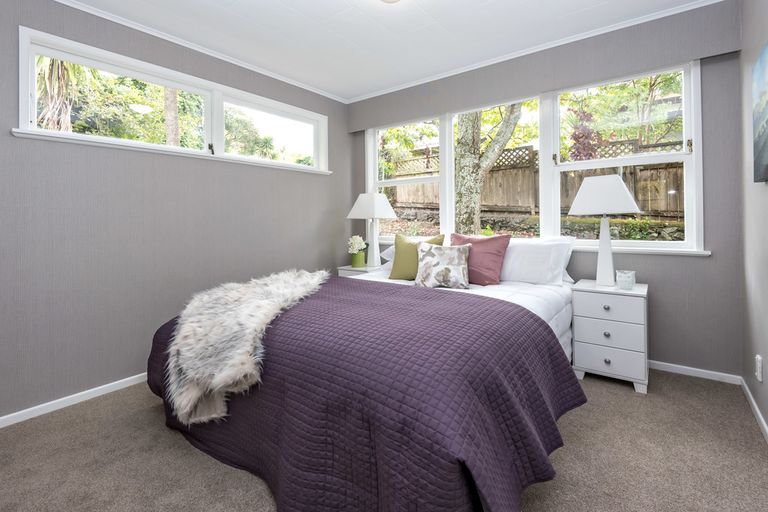 Photo of property in 12 Minerva Terrace, Cockle Bay, Auckland, 2014