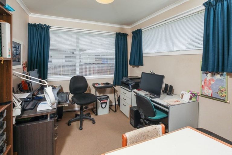 Photo of property in 21 Pulham Crescent, Queenwood, Hamilton, 3210