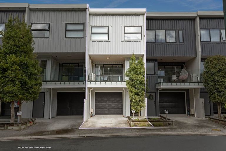 Photo of property in 25/5 Perekia Street, Albany, Auckland, 0632
