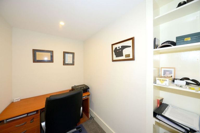 Photo of property in 27 Owles Terrace, New Brighton, Christchurch, 8061