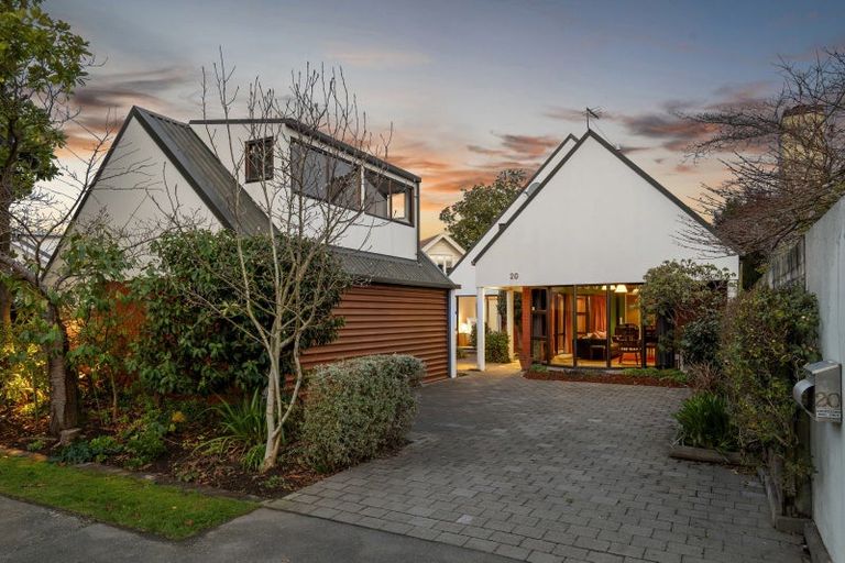 Photo of property in 20 Snowdon Road, Fendalton, Christchurch, 8052