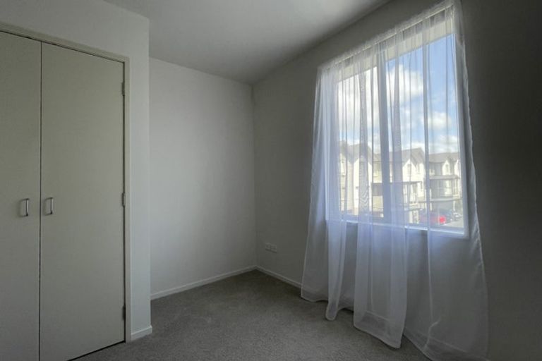 Photo of property in 11 Waihi Way, East Tamaki, Auckland, 2013