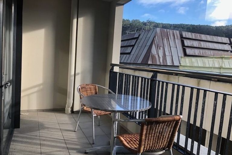 Photo of property in Kate Sheppard Apartments, 6f/42 Molesworth Street, Thorndon, Wellington, 6011