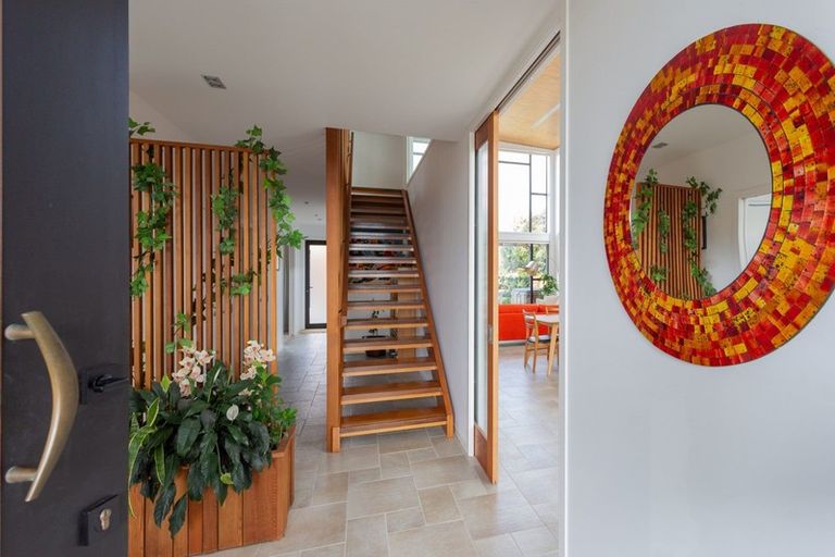 Photo of property in 70 Orkney Road, Mount Maunganui, 3116